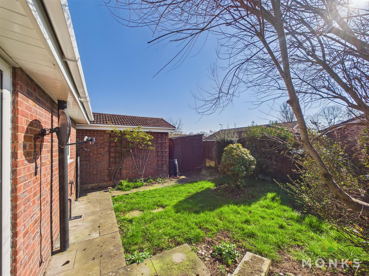 10 Meadow Close Trentham Road, Shrewsbury, SY4 5HP For Sale